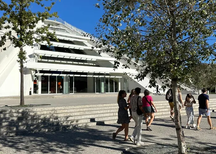 Old Bazaar * ティラナ